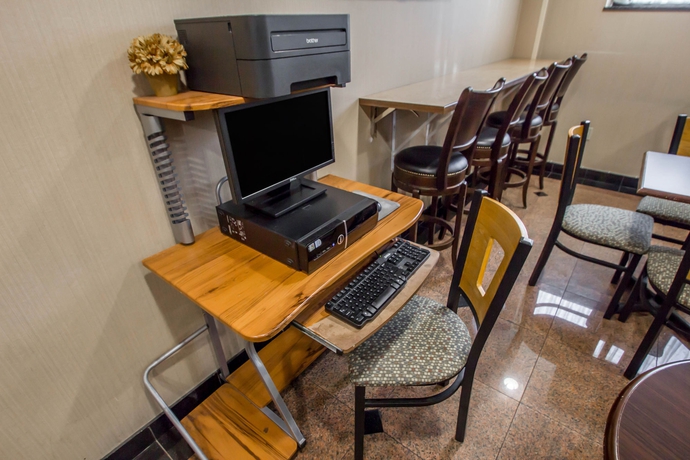 Imagen de los interiores del Hotel Sleep Inn Brooklyn Downtown. Foto 12