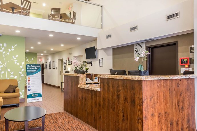 Imagen de los interiores del Hotel Sleep Inn Center City. Foto 18