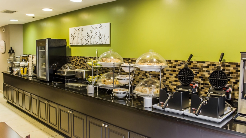 Imagen del bar/restaurante del Hotel Sleep Inn Charleston - West Ashley. Foto 5