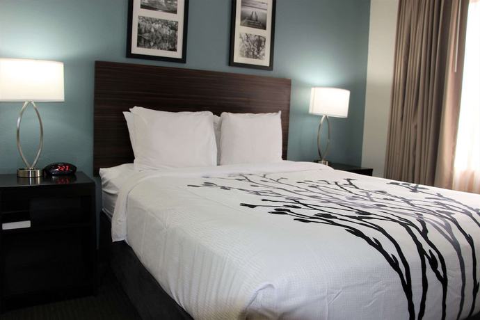 Imagen de la habitación del Hotel Sleep Inn Chattanooga. Foto 11