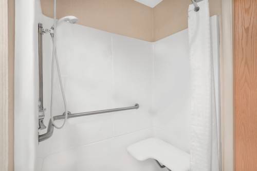 Imagen de la habitación del Hotel Sleep Inn Erie near Sports Center. Foto 5