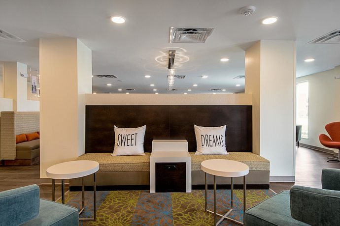 Imagen de los interiores del Hotel Sleep Inn Geismar - Gonzales. Foto 20
