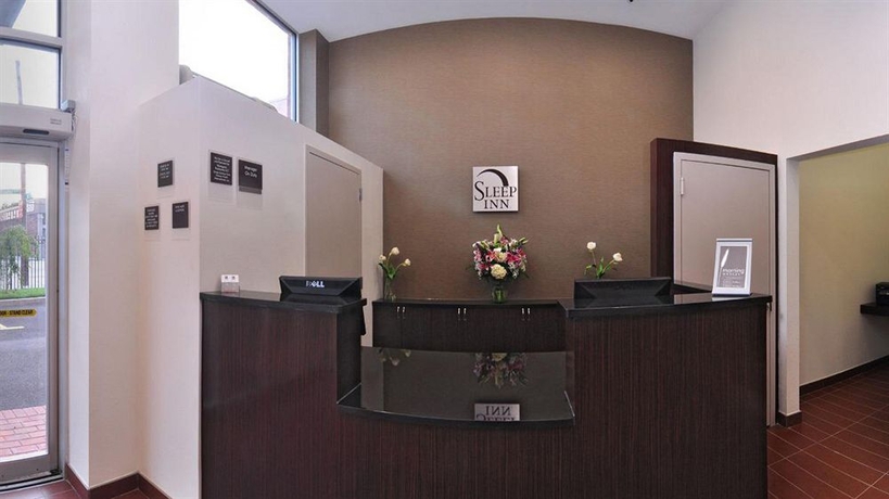 Imagen de los interiores del Hotel Sleep Inn JFK Airport Rockaway Blvd. Foto 15