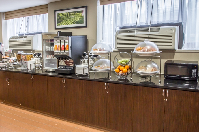 Imagen del bar/restaurante del Hotel Sleep Inn JFK Airport Rockaway Blvd. Foto 4