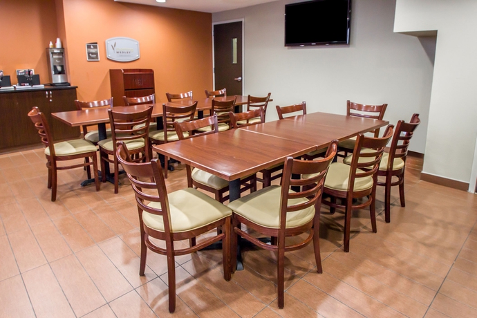 Imagen del bar/restaurante del Hotel Sleep Inn JFK Airport Rockaway Blvd. Foto 5