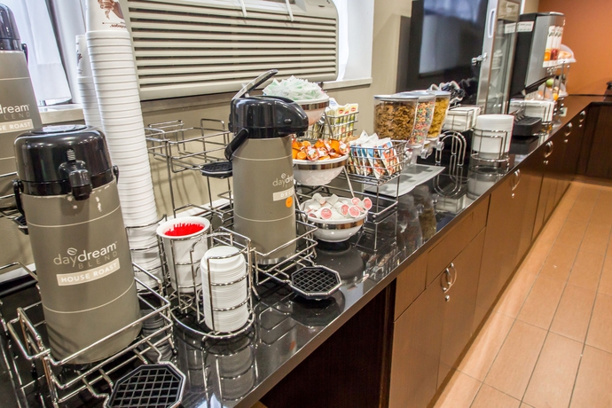 Imagen del bar/restaurante del Hotel Sleep Inn JFK Airport Rockaway Blvd. Foto 8