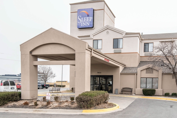 Imagen de los exteriores del Hotel Sleep Inn Kansas City International Airport. Foto 13