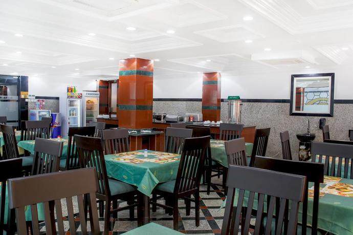 Imagen del bar/restaurante del Hotel Sleep Inn Kariakoo. Foto 2