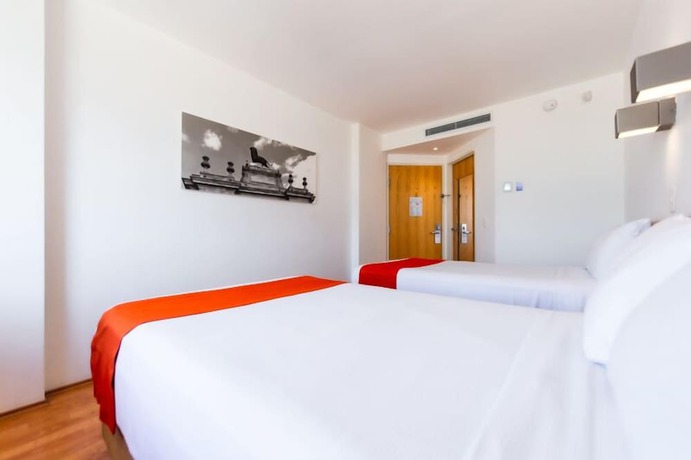 Imagen de la habitación del Hotel Sleep Inn Leon Antares, Le&oacute;n. Foto 8