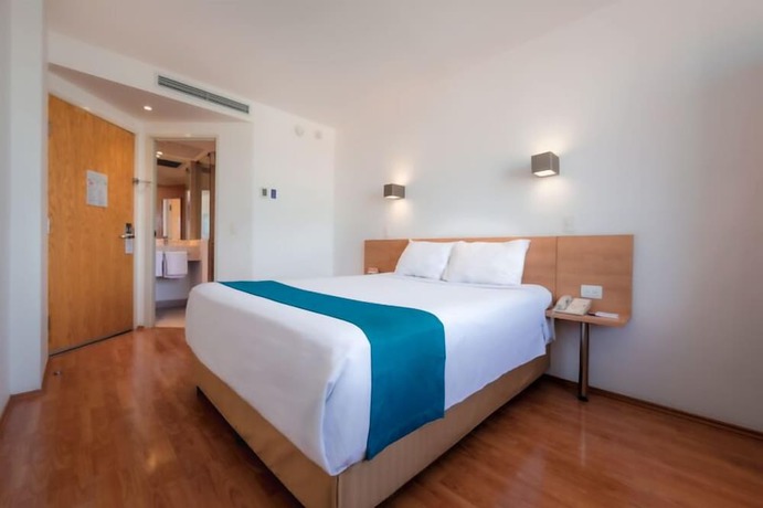 Imagen de la habitación del Hotel Sleep Inn Leon Antares, Le&oacute;n. Foto 12