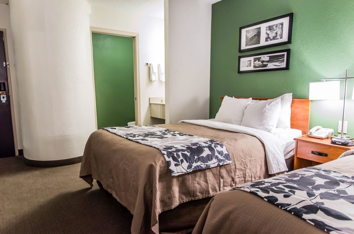 Imagen de la habitación del Hotel Sleep Inn Louisville. Foto 6