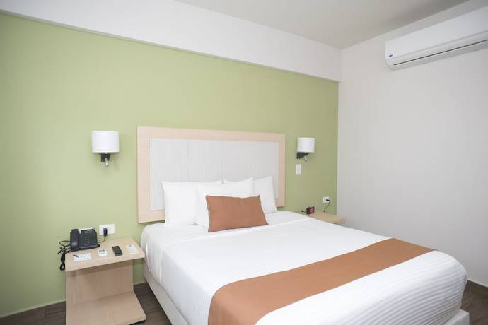 Imagen de la habitación del Hotel Sleep Inn Mazatlan. Foto 3