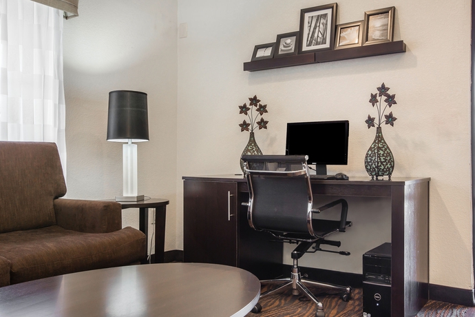 Imagen de los interiores del Hotel Sleep Inn, Mcdonough. Foto 13