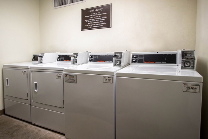 Imagen de los interiores del Hotel Sleep Inn Miami International Airport. Foto 14