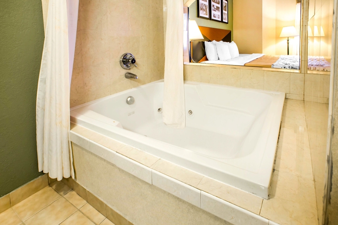 Imagen de la habitación del Hotel Sleep Inn - Naperville. Foto 8