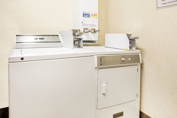 Imagen de los interiores del Hotel Sleep Inn - Naperville. Foto 14