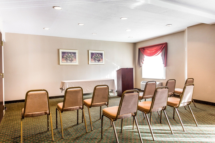 Imagen de los interiores del Hotel Sleep Inn Near Ft Jackson. Foto 11