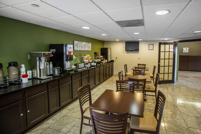 Imagen del bar/restaurante del Hotel Sleep Inn Near I-80 and I-94. Foto 6
