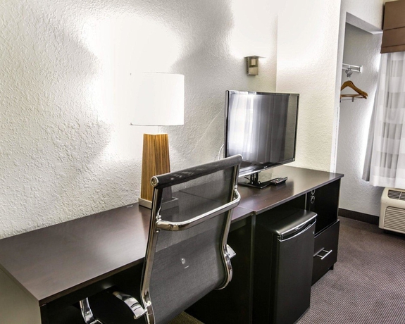 Imagen de la habitación del Hotel Sleep Inn Near Outlets. Foto 7