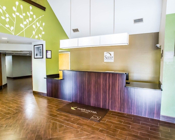 Imagen de los interiores del Hotel Sleep Inn Near Outlets. Foto 19