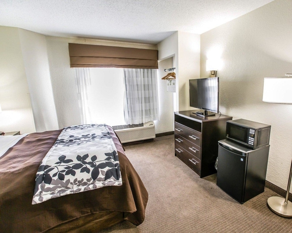 Imagen de la habitación del Hotel Sleep Inn Near Outlets. Foto 11