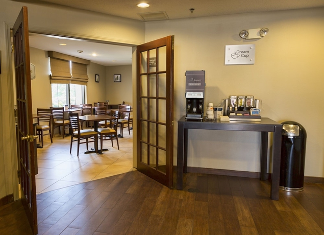 Imagen del bar/restaurante del Hotel Sleep Inn Near Quantico Main Gate. Foto 2