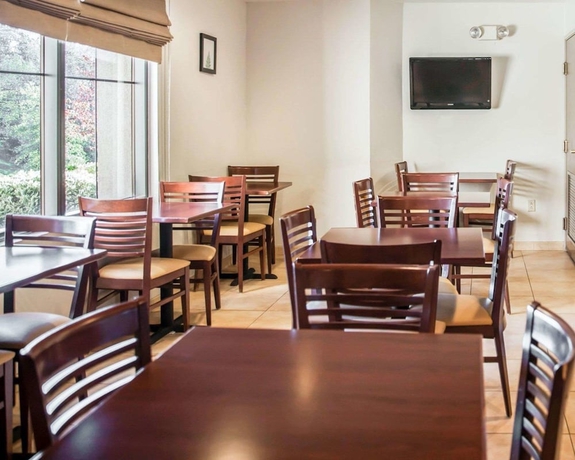 Imagen del bar/restaurante del Hotel Sleep Inn Near Quantico Main Gate. Foto 4