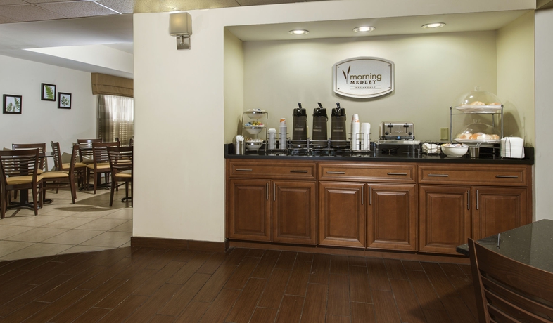 Imagen del bar/restaurante del Hotel Sleep Inn North Charleston Ashley Phosphate. Foto 4
