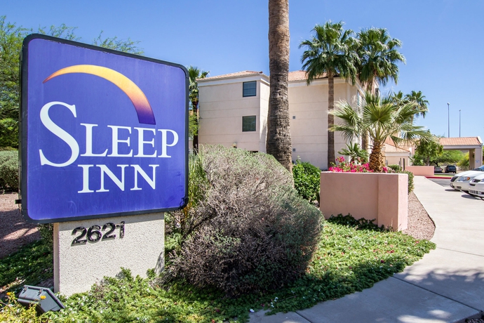 Imagen de los exteriores del Hotel Sleep Inn Phoenix Sky Harbor Airport. Foto 8