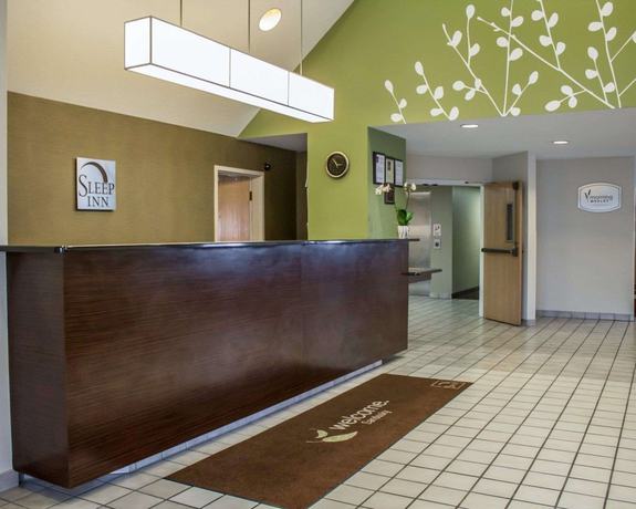 Imagen de los interiores del Hotel Sleep Inn Sandusky. Foto 17