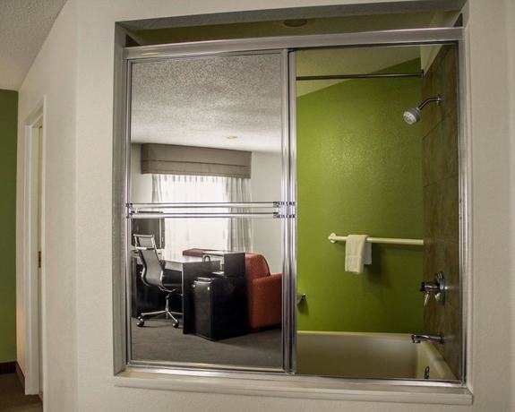 Imagen de la habitación del Hotel Sleep Inn Sandusky. Foto 8