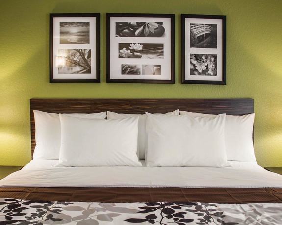 Imagen de la habitación del Hotel Sleep Inn Sandusky. Foto 13