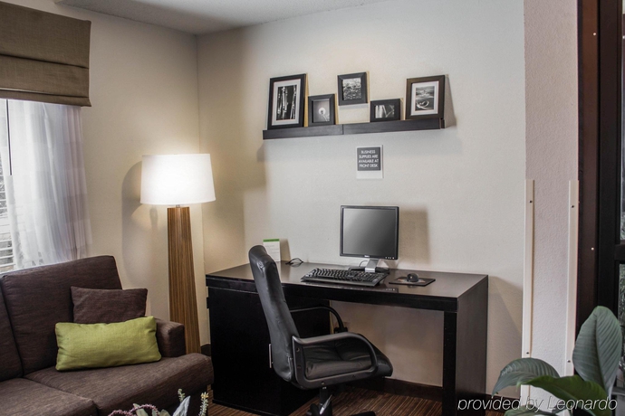 Imagen general del Hotel Sleep Inn Savannah Gateway I-95. Foto 15