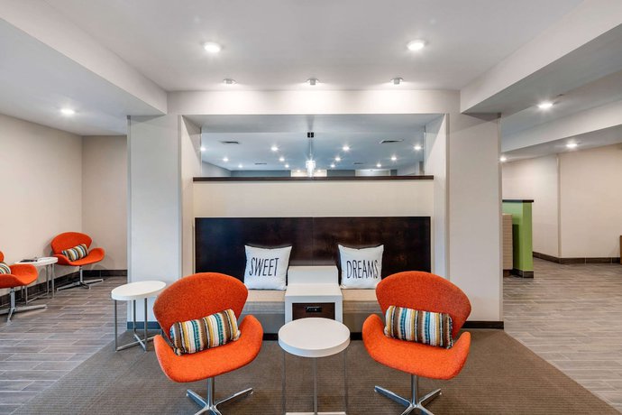 Imagen de los interiores del Hotel Sleep Inn Spokane Airport. Foto 19