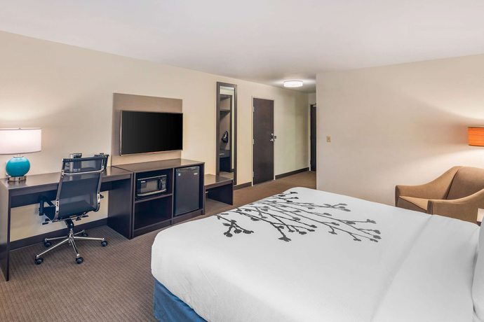 Imagen de la habitación del Hotel Sleep Inn Spokane Airport. Foto 15