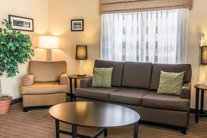 Imagen de los interiores del Hotel Sleep Inn Springfield West. Foto 18