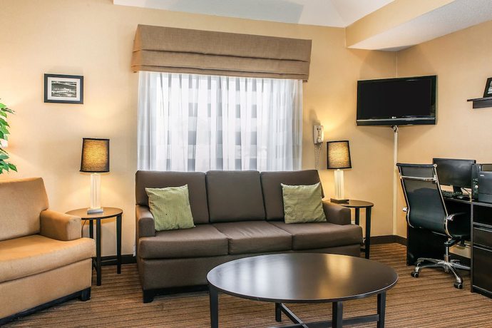 Imagen de los interiores del Hotel Sleep Inn Springfield West. Foto 19