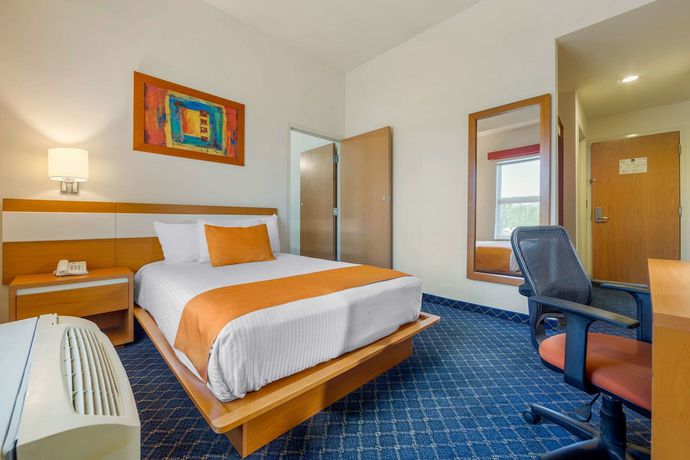 Imagen de la habitación del Hotel Sleep Inn Torreon. Foto 3