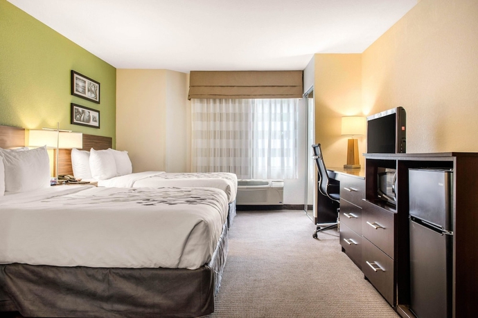 Imagen de la habitación del Hotel Sleep Inn & Suites Columbus, Columbus. Foto 11