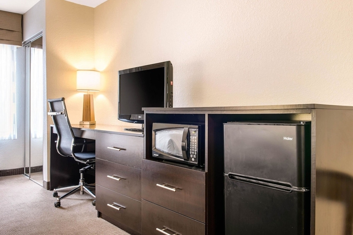 Imagen de la habitación del Hotel Sleep Inn & Suites Columbus, Columbus. Foto 12