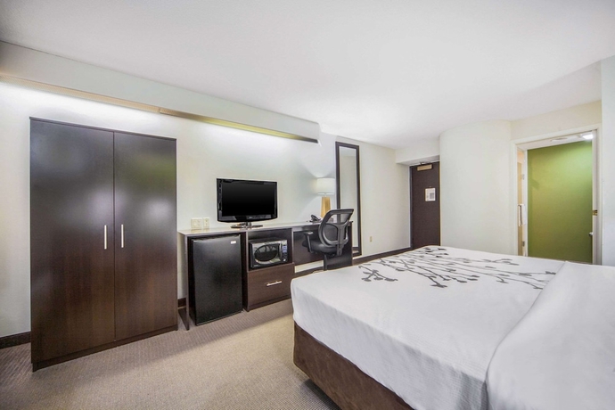 Imagen de la habitación del Hotel Sleep Inn & Suites Columbus. Foto 15