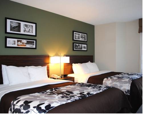 Imagen de la habitación del Hotel Sleep Inn & Suites Queensbury. Foto 4
