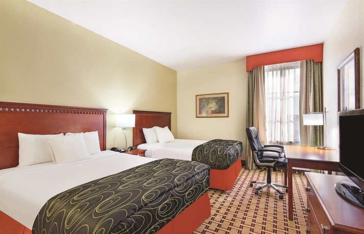 Imagen de la habitación del Hotel Sleep Inn & Suites St Petersburg Gateway. Foto 5