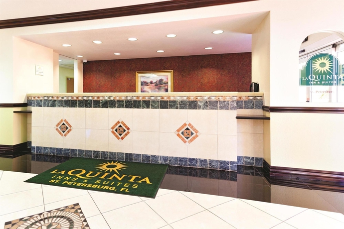 Imagen de los interiores del Hotel Sleep Inn & Suites St Petersburg Gateway. Foto 12