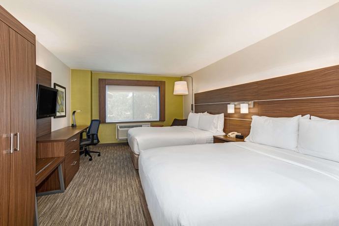 Imagen de la habitación del Hotel Sleep Inn & Suites Tempe ASU Campus. Foto 5