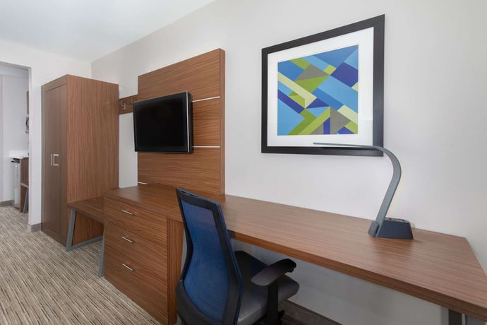 Imagen de la habitación del Hotel Sleep Inn & Suites Tempe ASU Campus. Foto 6