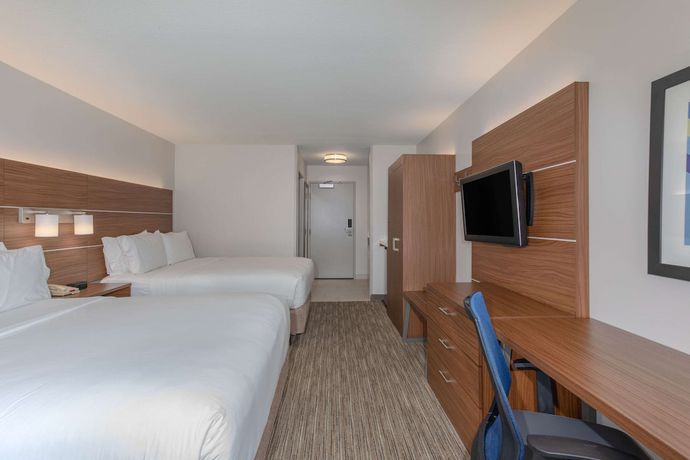 Imagen de la habitación del Hotel Sleep Inn & Suites Tempe ASU Campus. Foto 9