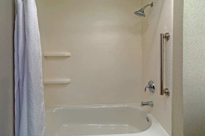 Imagen de la habitación del Hotel Sleep Inn & Suites Tempe ASU Campus. Foto 15