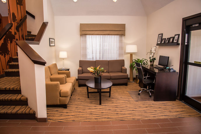 Imagen de los interiores del Hotel Sleep Inn and Suites At Concord Mills. Foto 8
