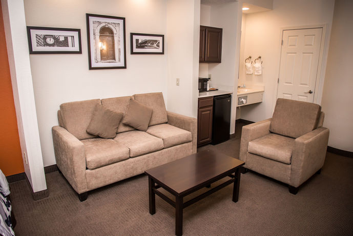 Imagen de los interiores del Hotel Sleep Inn and Suites At Concord Mills. Foto 11